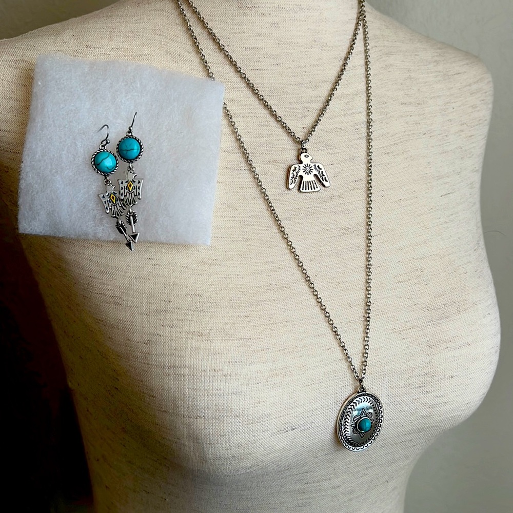 Turquoise western necklace and earring set